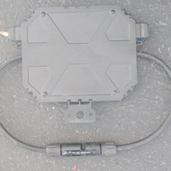 Tesla Mid Circuit Interrupter(2 Available)