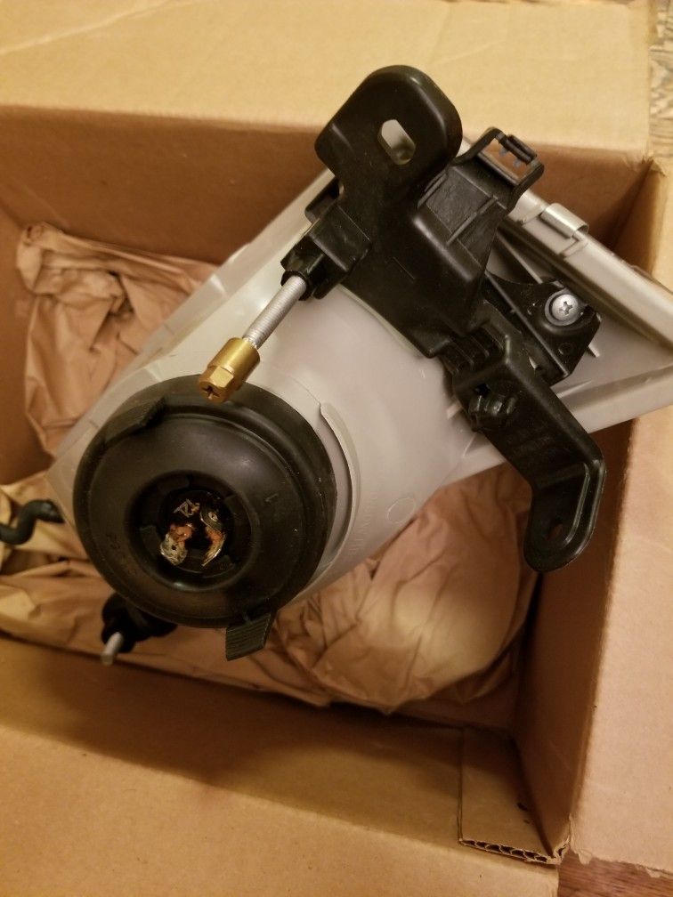 1998 Toyota Camry Headlight