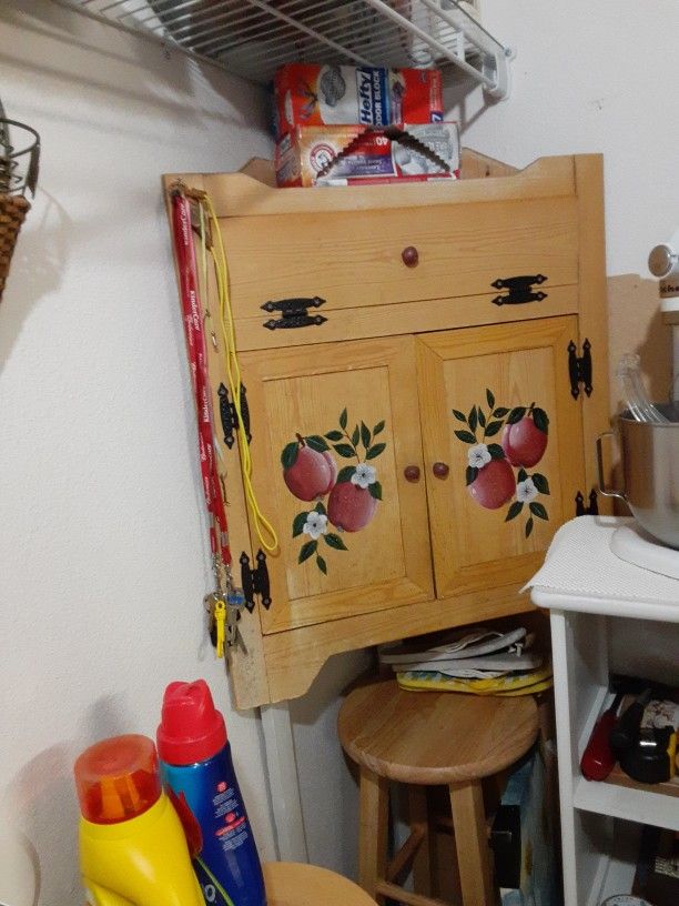 Corner Shelf