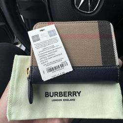 Burberry Wallet (Unisex)