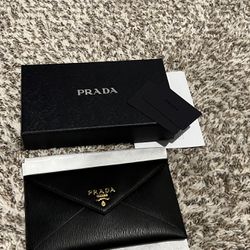 NEW AUTHENTIC PRADA ENVELOPE CLUTCH WITH RECEIPT AND ALL PACKAGING 