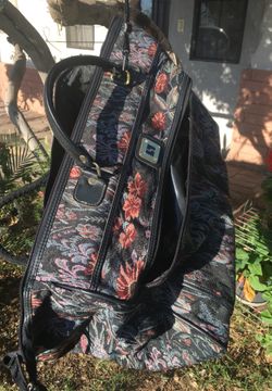 Bolsa maleta 🧳 $15