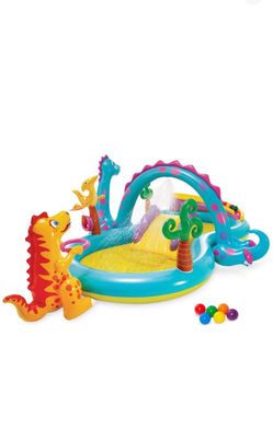 Kiddie swimming pool