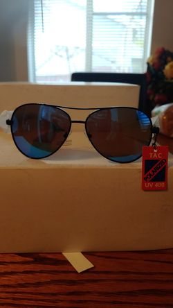 Sunglasses UV protection also polarized