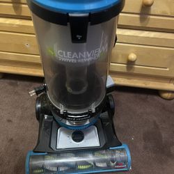 Bissell Cleanveiw Swivel Rewind Pet Vacuum Cleaner 