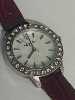 Ladies fossil mother of pearl dial crystal bezel  quartz watch