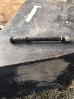 Swing arm bolt for can am ds 650