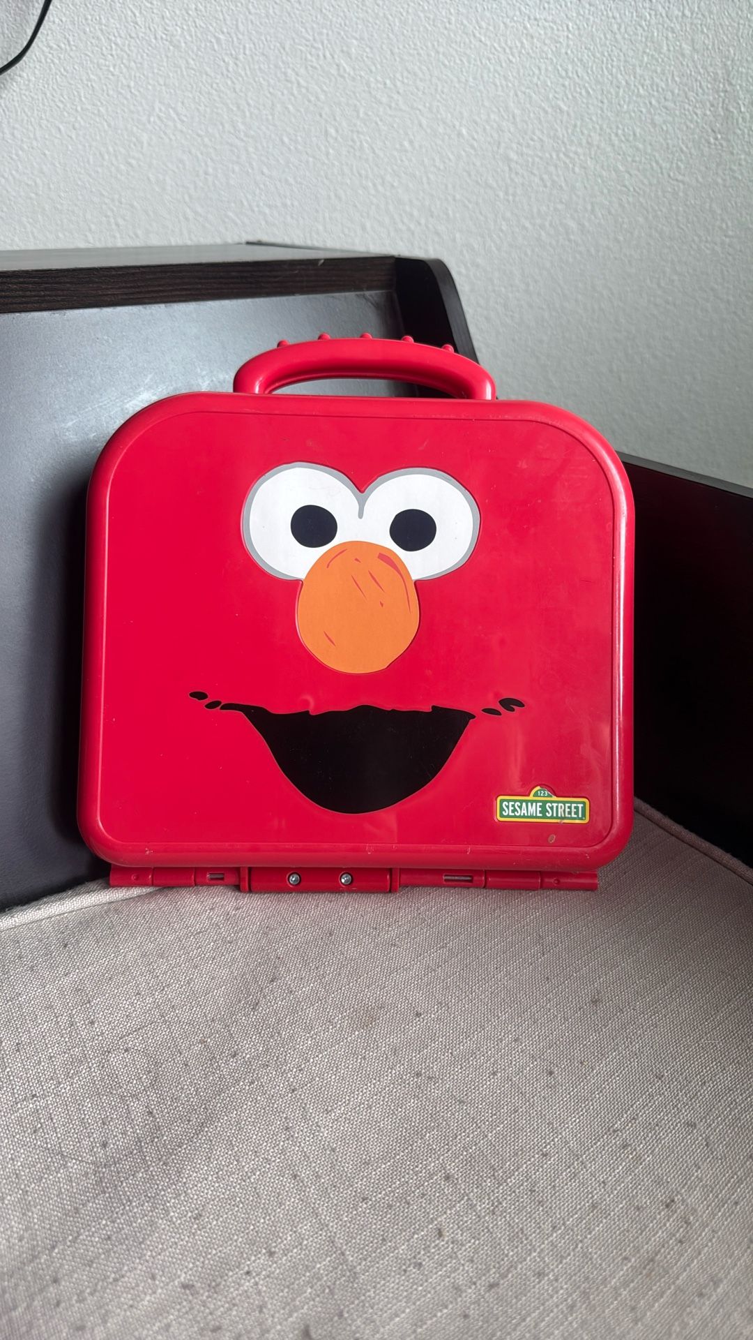 Sesame Street Elmo Alphabet Play And Learn Travel Case
