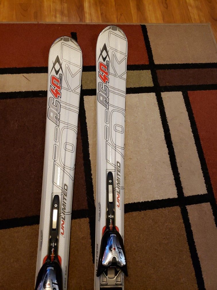 SKIS, 177 CM VOlKL AC 40 CARBON UNLIMITED