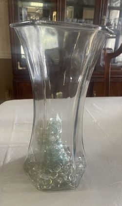 Vase W/Glass Beads