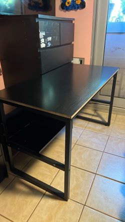 black desk