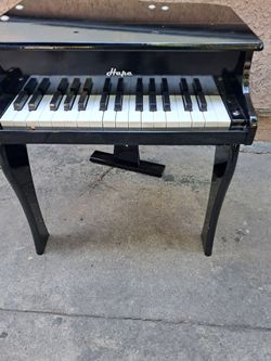 Hape Black Mini Grand Piano Toy
