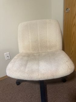 Vanity chair
