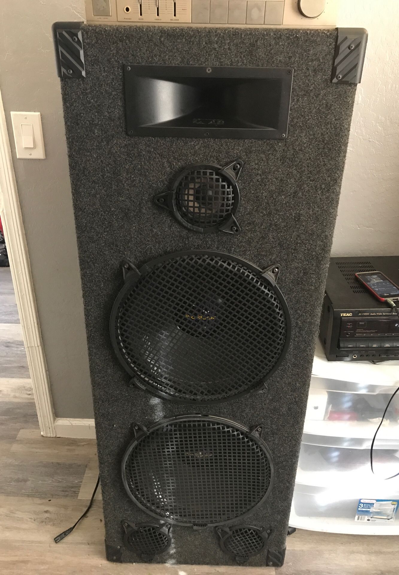 2 Pro Studio dual 15” tower speakers model ps230
