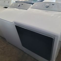 Kenmore Top Load 4.2 Cu Ft Washer And 9.0 Cu Ft Gas Dryer 