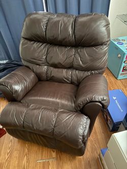 FREE LAZY BOY RECLINER!