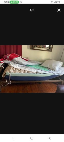 Elderly lift bed