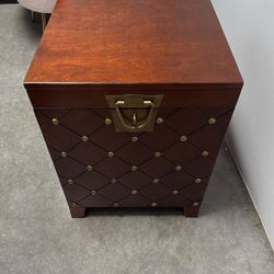 Storage Chest/ Side Table