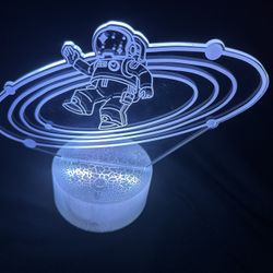 3D Spaceman Light - changes multiple colors