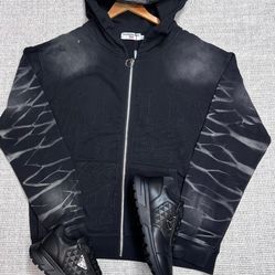 Valley and Prada set