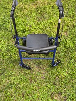 Drive Medical Rollator Walker with Seat