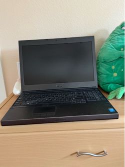 Dell Precision M4800 laptop with docking station