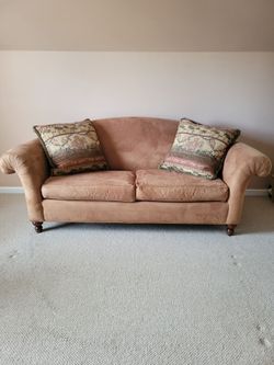 Sofa Manufactured by Hickory Chair
