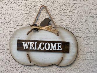 Pumpkin Welcome Sign