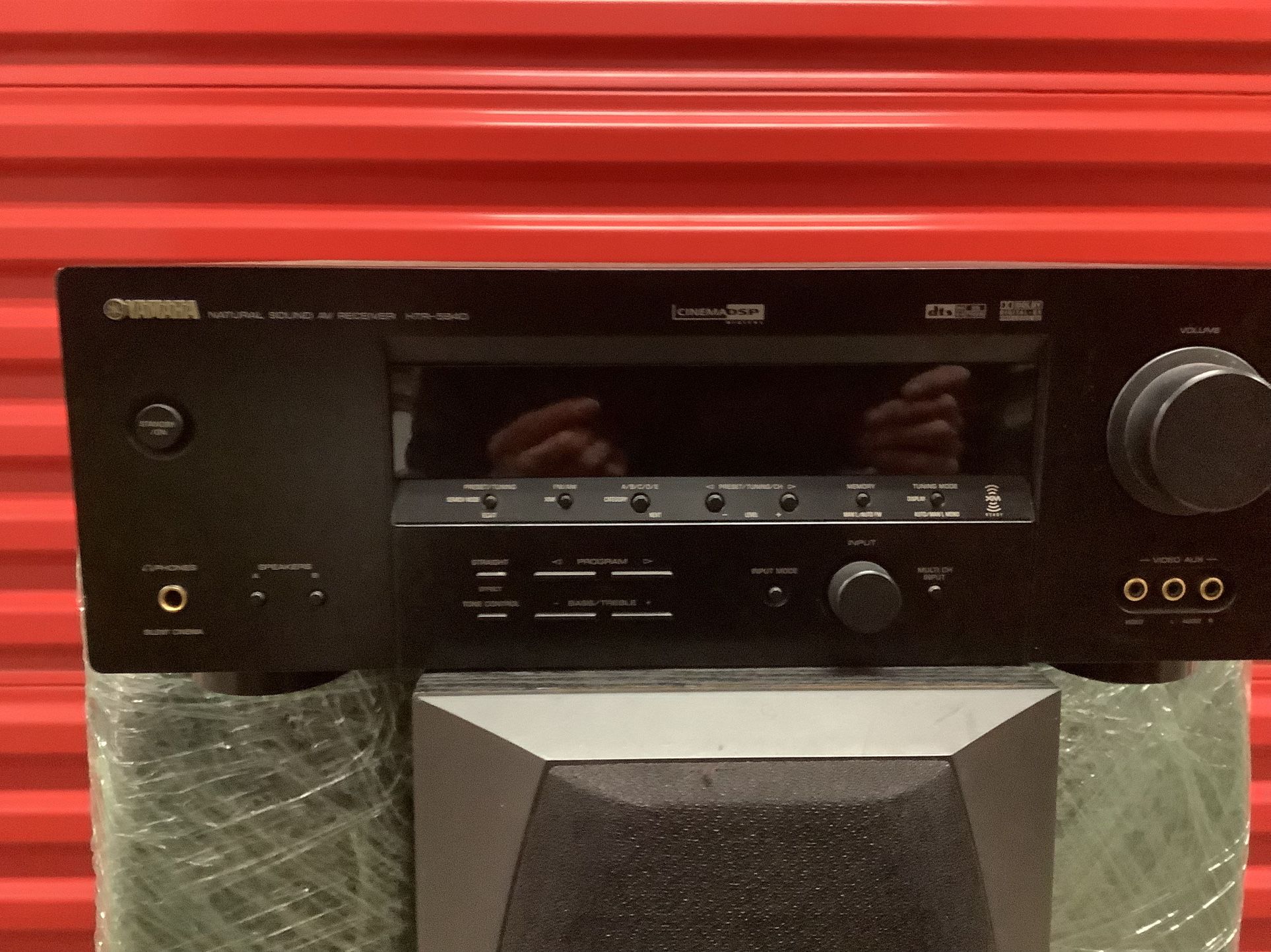Yamaha Natural Sound receiver HTR5840 Infinity Towers