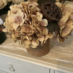 Floral arrangement