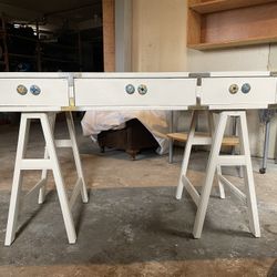 White Desk /Plant Stand Table 