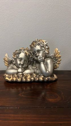 Touch of Class Daydream on Wings Cherub Table Sculpture Natural