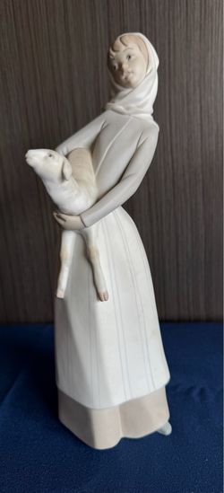 Lladro, Nao & Unknown