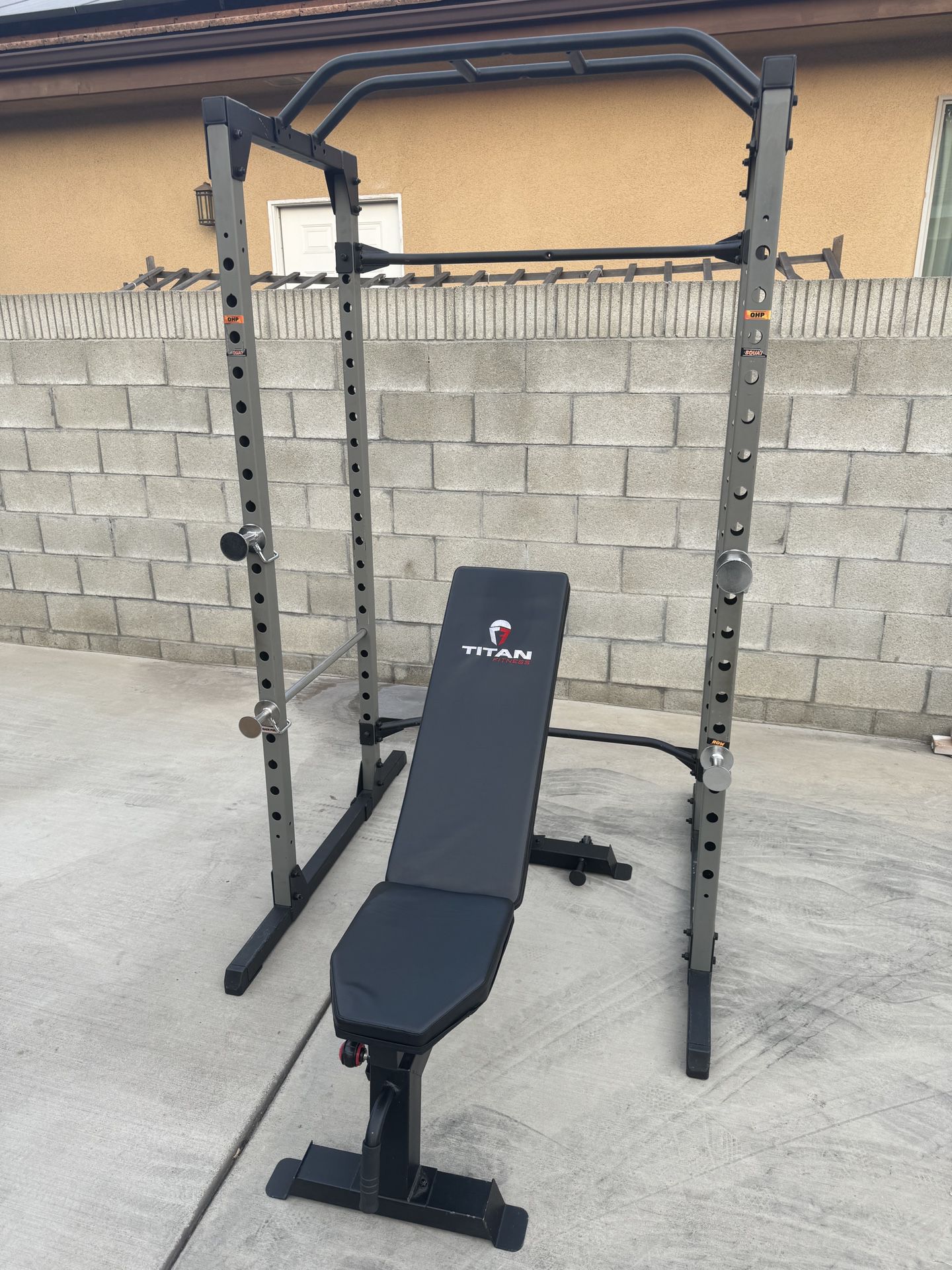 Reclinable Bench, Squat Rack, Weight Tree