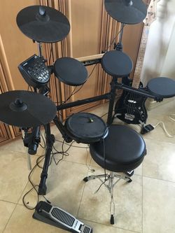 Alesis DM6 Electronic Drum Kit with Stool