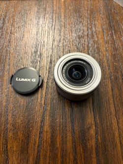 Panasonic LUMIX lens 12-32mm f3.5-5.6