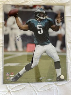 Donavan McNabb Autographed 16 x 20