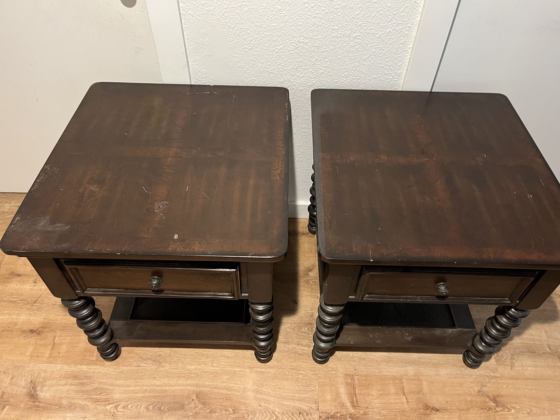 Pair Of XXL End Tables/Nigh Stands By Ashley Furniture