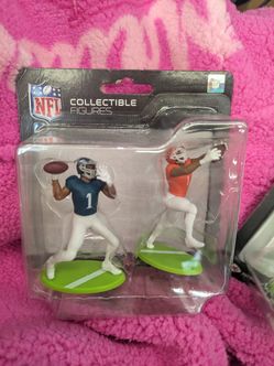 NFL Mini Figures Collectibles 