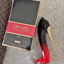 GOOD GIRL PERFUME 