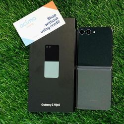 Galaxy Z FLIP5 5G 256GB, UNLOCKED 