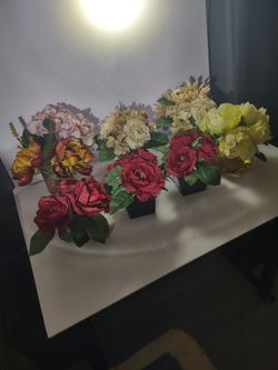 Set of 7 home decor flowers