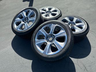 21” Range Rover Land Rover Factory Wheels Rims and Tires 275/45R21 Sport Discovery HSE Defender Vela