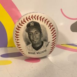 Yankee Baseball Legend Five Time Star & Won Gold Glove Award Silver Slugger Award The American League (AL) Batting Title In 1998 & 1996 Vintage Ball 