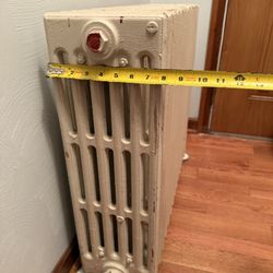 Hot Water Radiator 