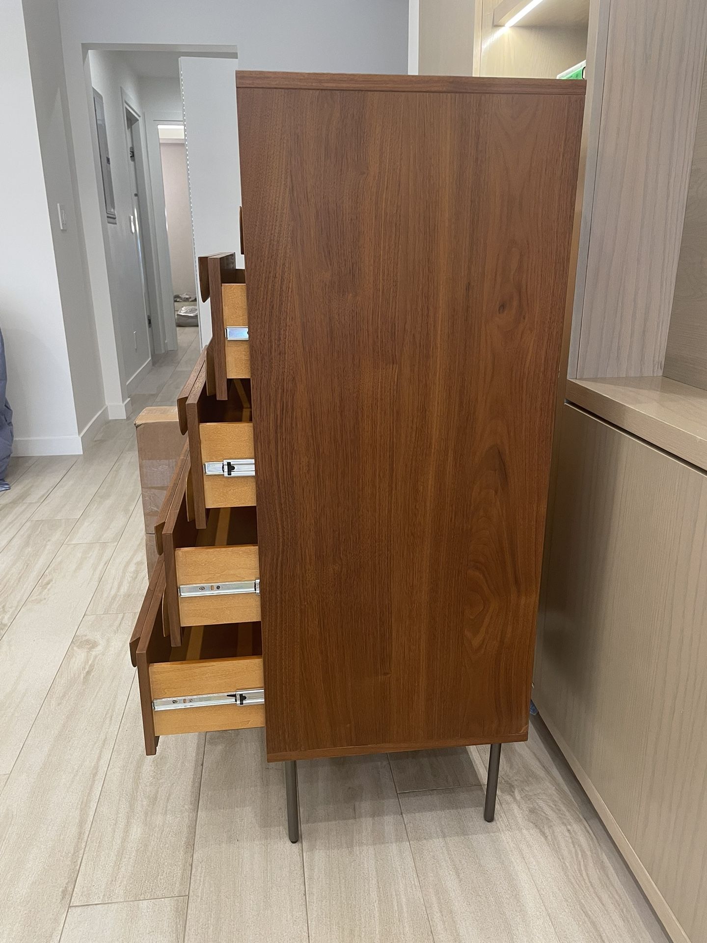 Gemini 5 drawer dresser deals