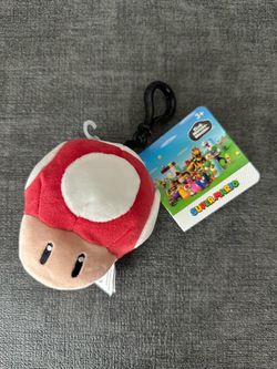 Brand New - Club Mocchi Mocchi Super Mario Mushroom Plush Clip-On