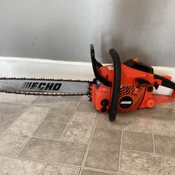 Echo CS-400 Chain Saw 18” 