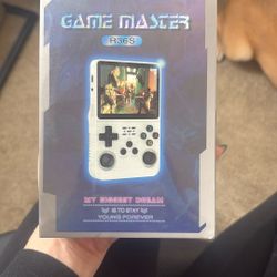 Game Master R36S -retro handheld game