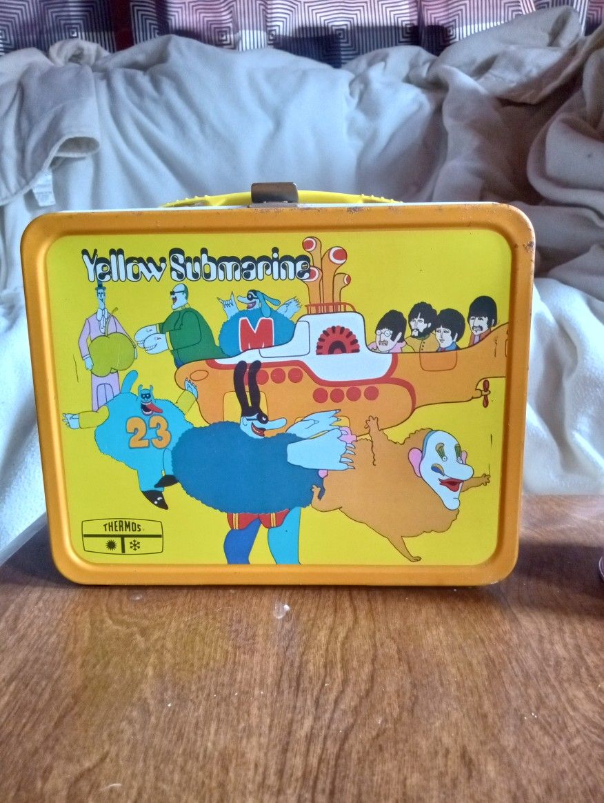 Beatles Yellow Submarine Lunch Box for Sale in Kernville, CA OfferUp
